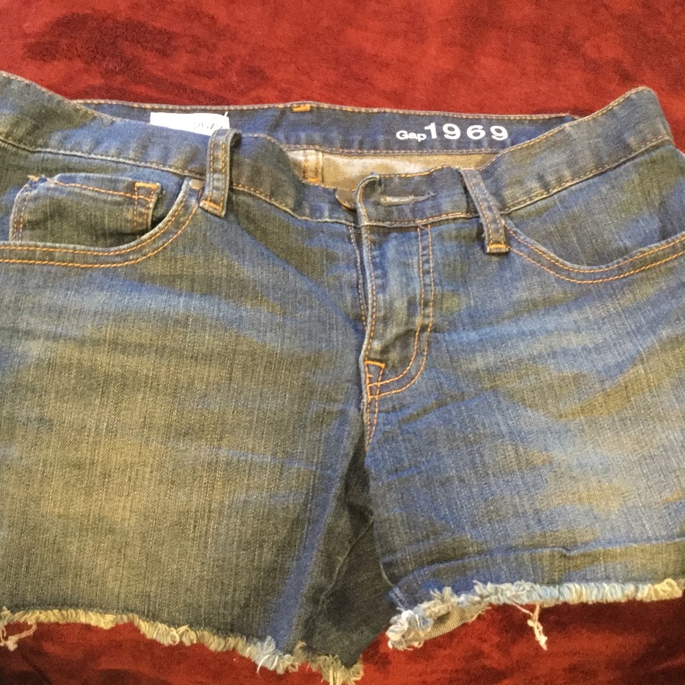 Gap 1969 shorts 2-26 jean